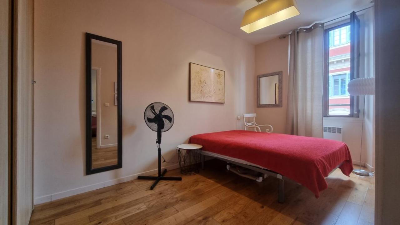 Appartement En Plein Coeur De Vieille Nice Dış mekan fotoğraf